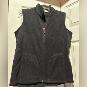 Women's small black Woolrich fleece vest. Two pockets